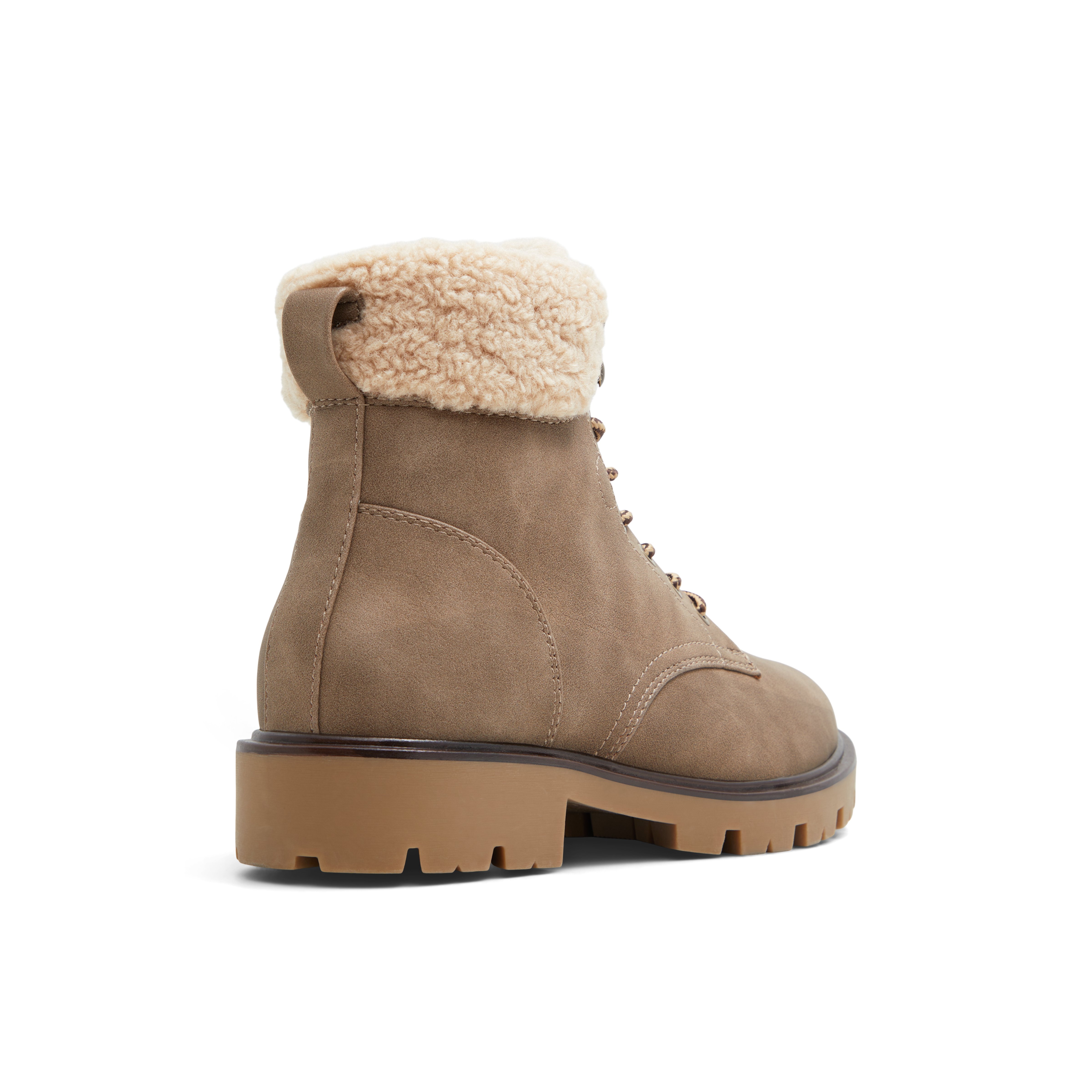 Carolyne Bottes militaires massives