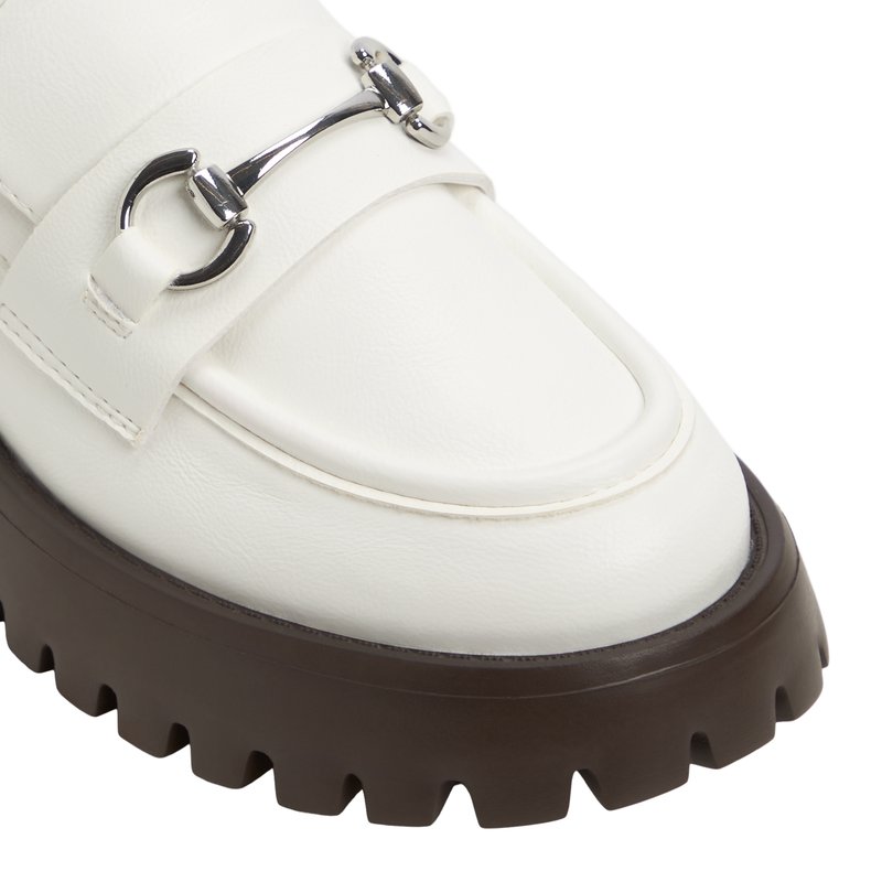 Cluelesss White Women's Loafers | Call It Spring Canada