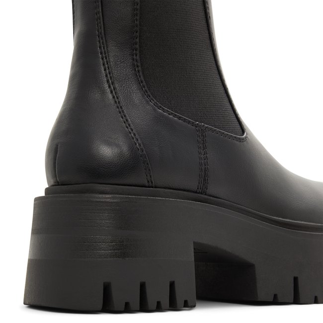 tianna lug chelsea boot bp