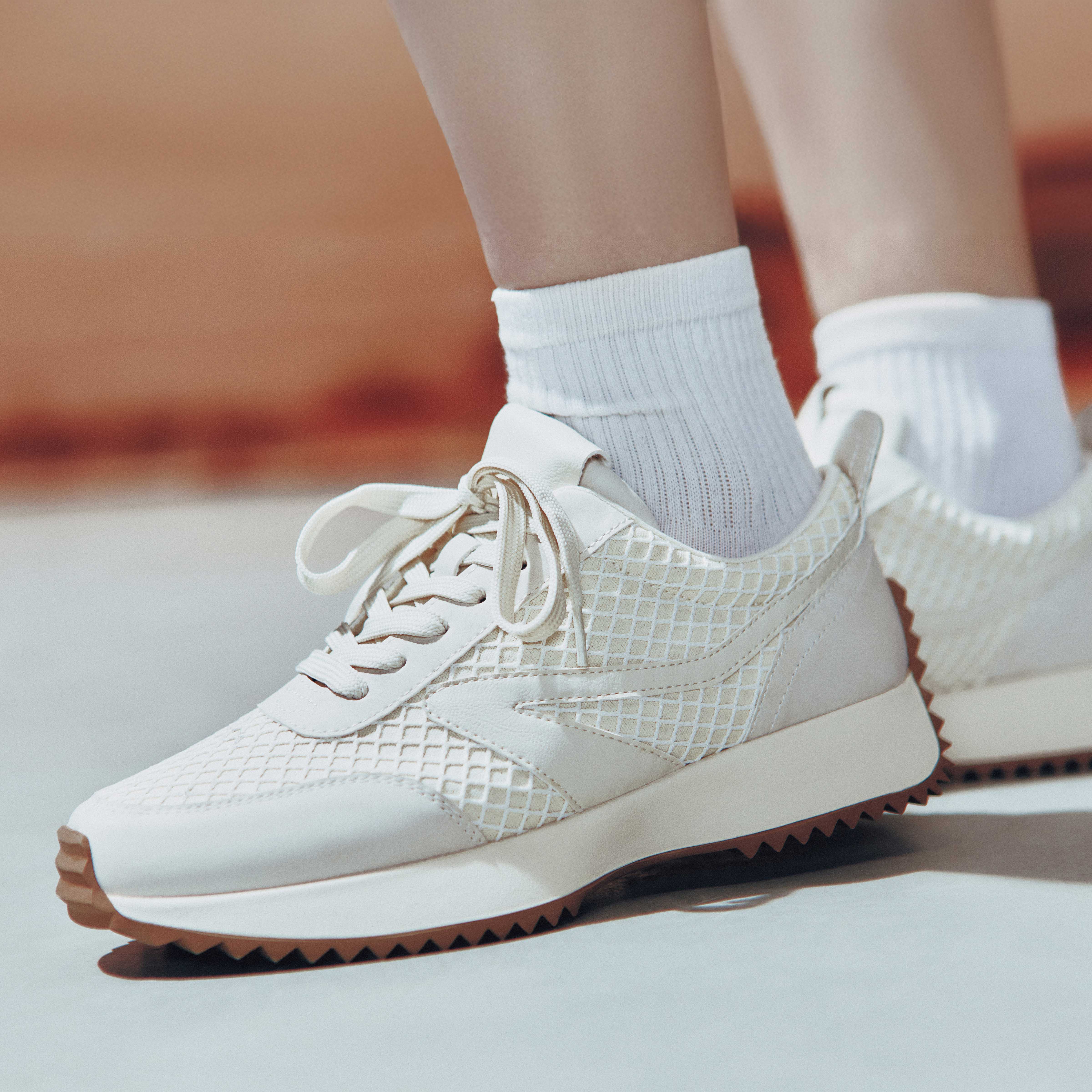 Danie Blanc Femmes Retro | Boutique Spring Canada