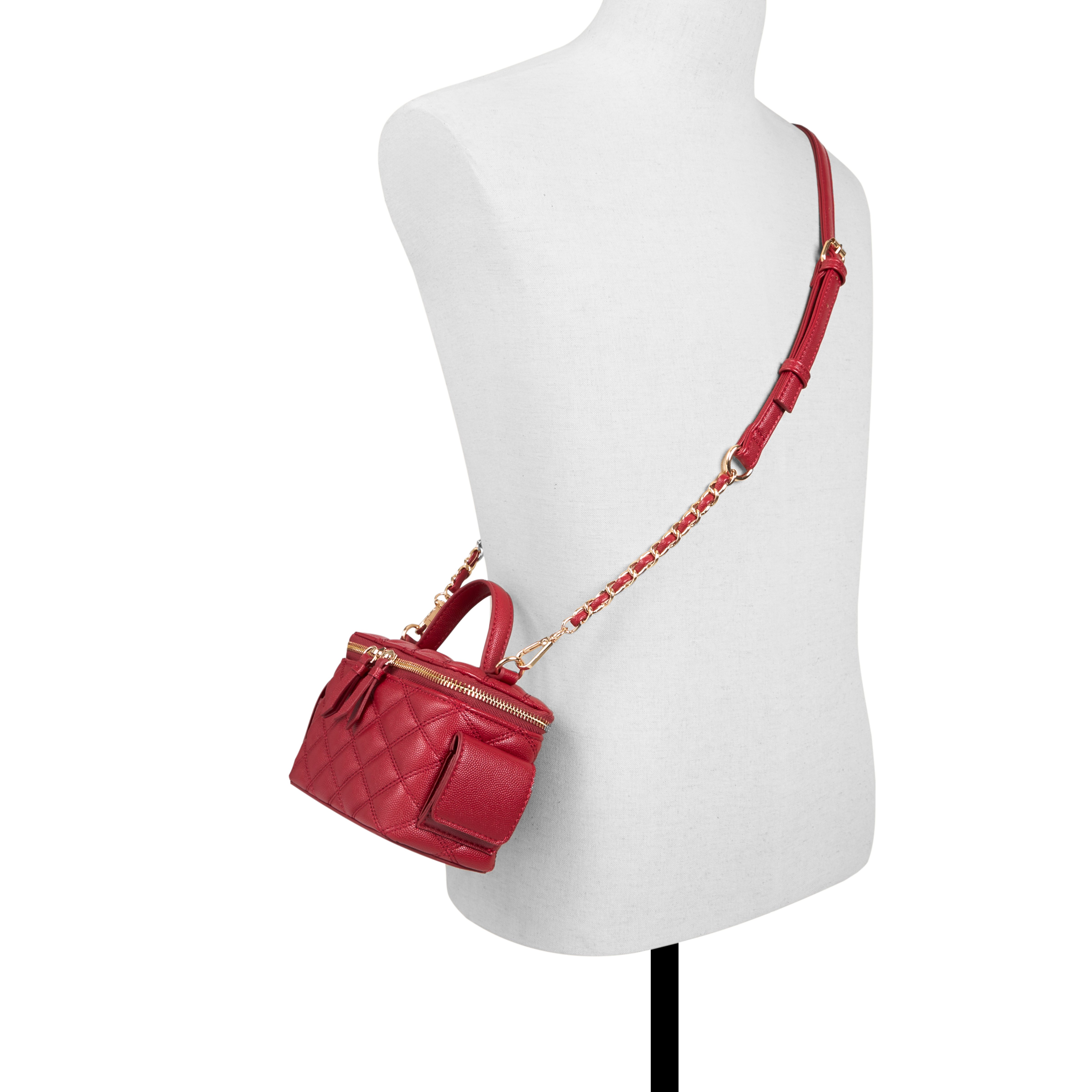 Daniiela Red Women's Influencer Picks