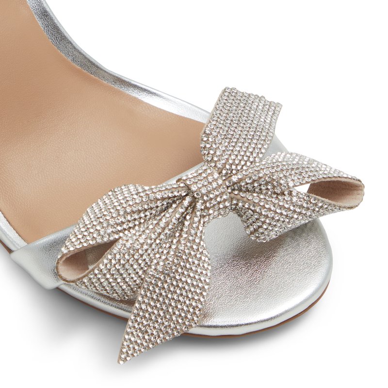 Elianaa Silver Women's Low-mid Heels | Call It Spring Canada