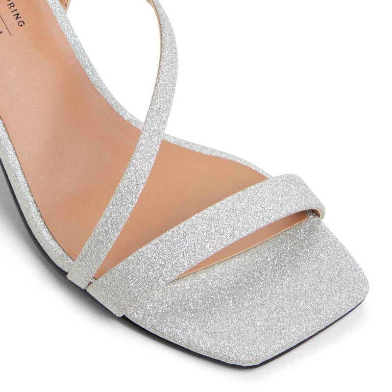 Laneyy Silver Women's Metallic Shoes Bags | Call It Spring