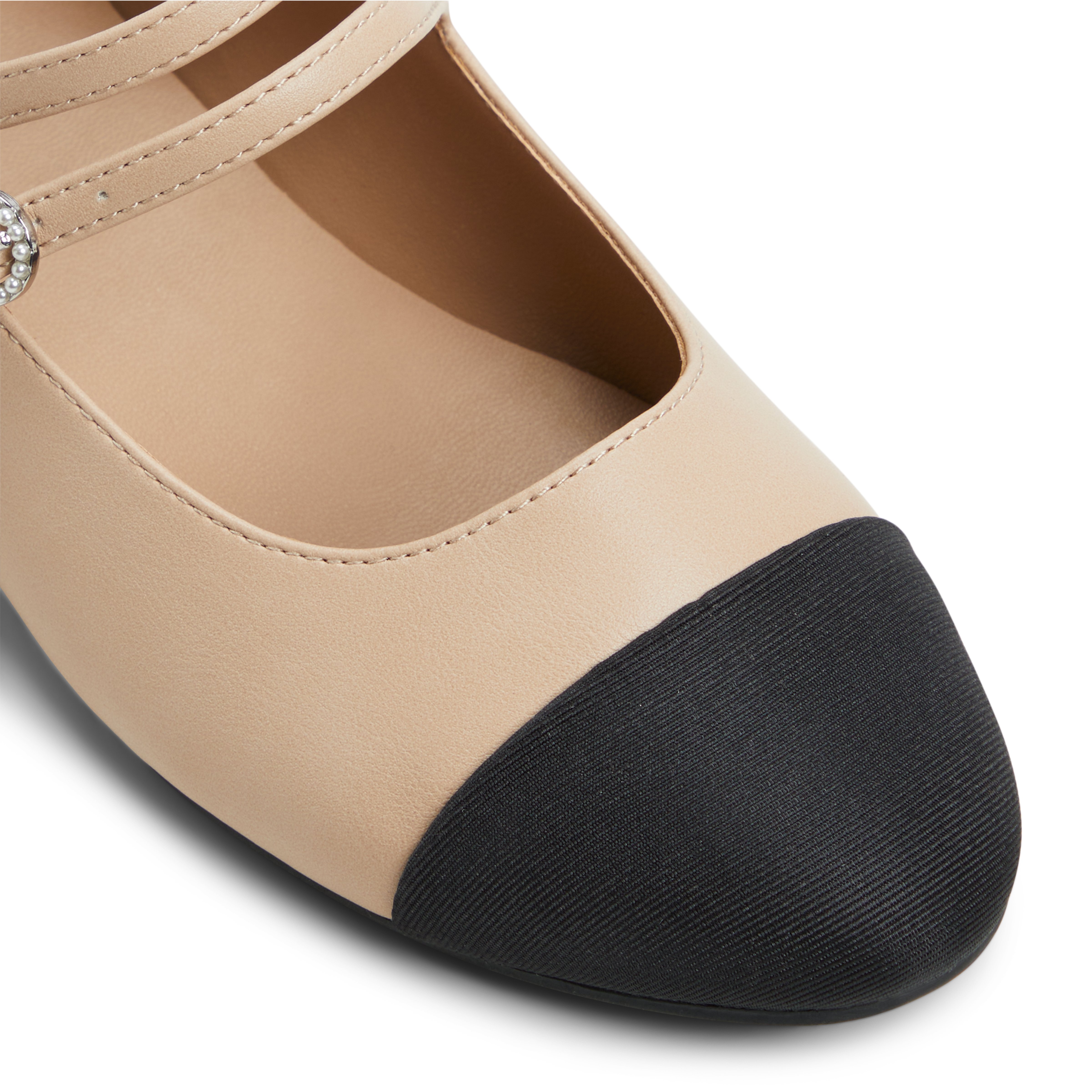 Libbi Beige Moyen Femmes Ballerines | Boutique Spring Canada