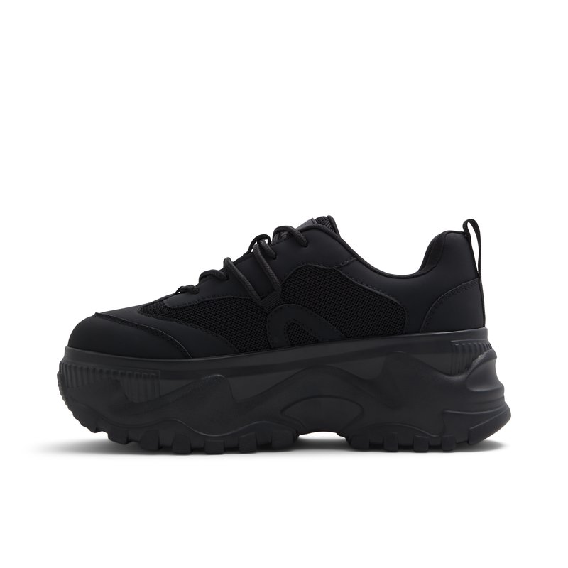 Full black sneaker store