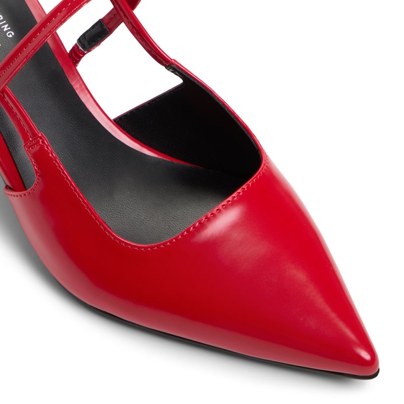 Poppiee Red Women's Kitten heels | Call It Spring Canada