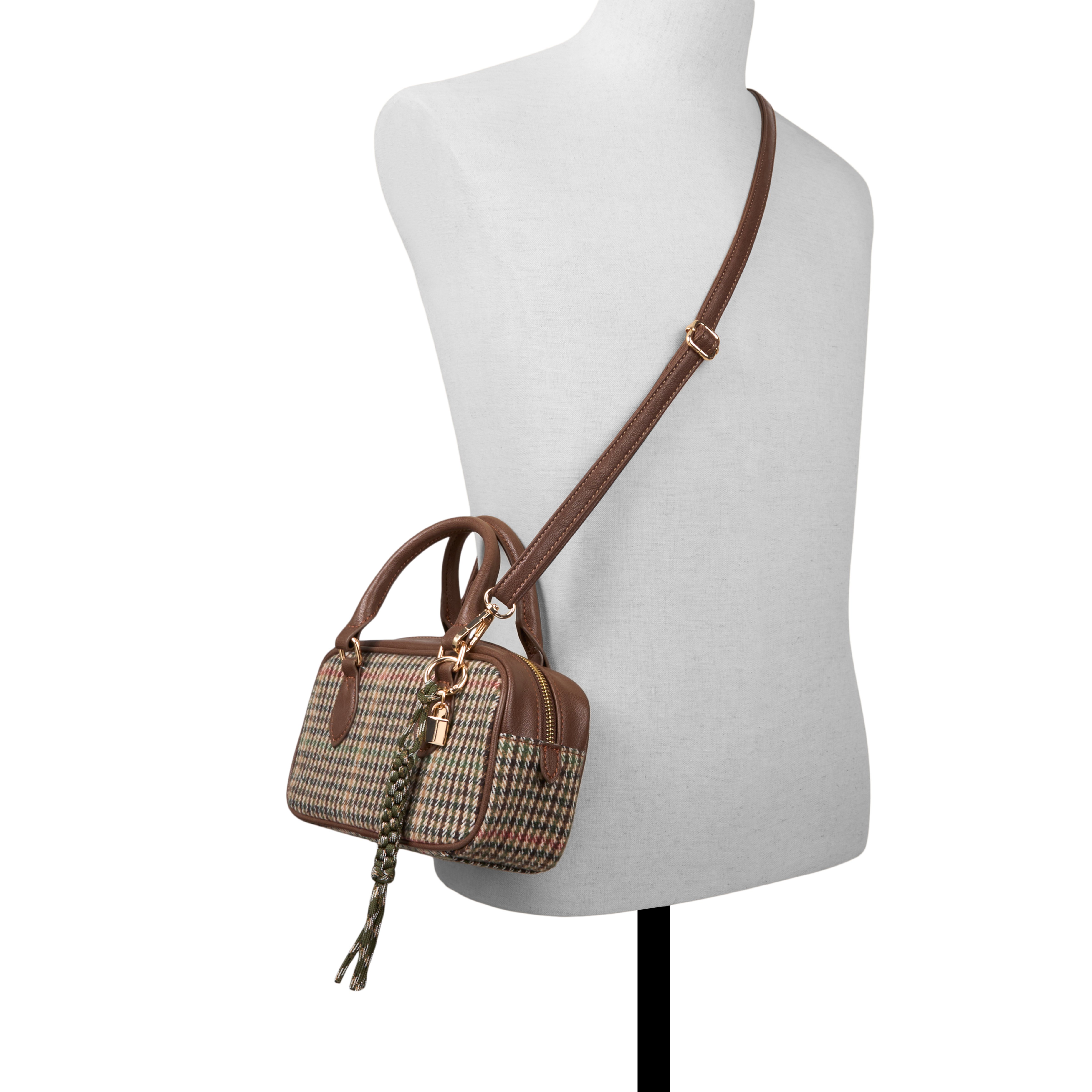 Sawyerr Plaid Women's Influencer Picks